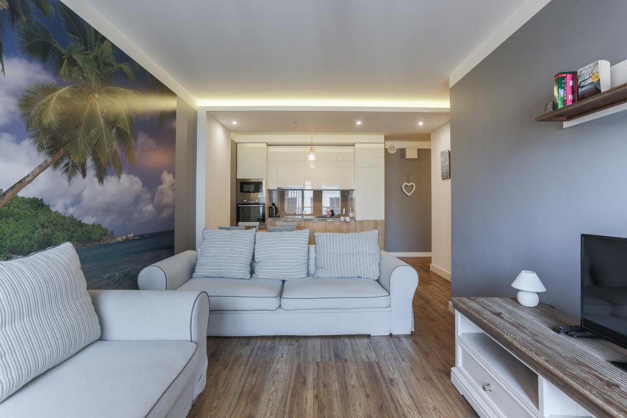 Apartment 3-rooms With Balcony By The Oldtown *